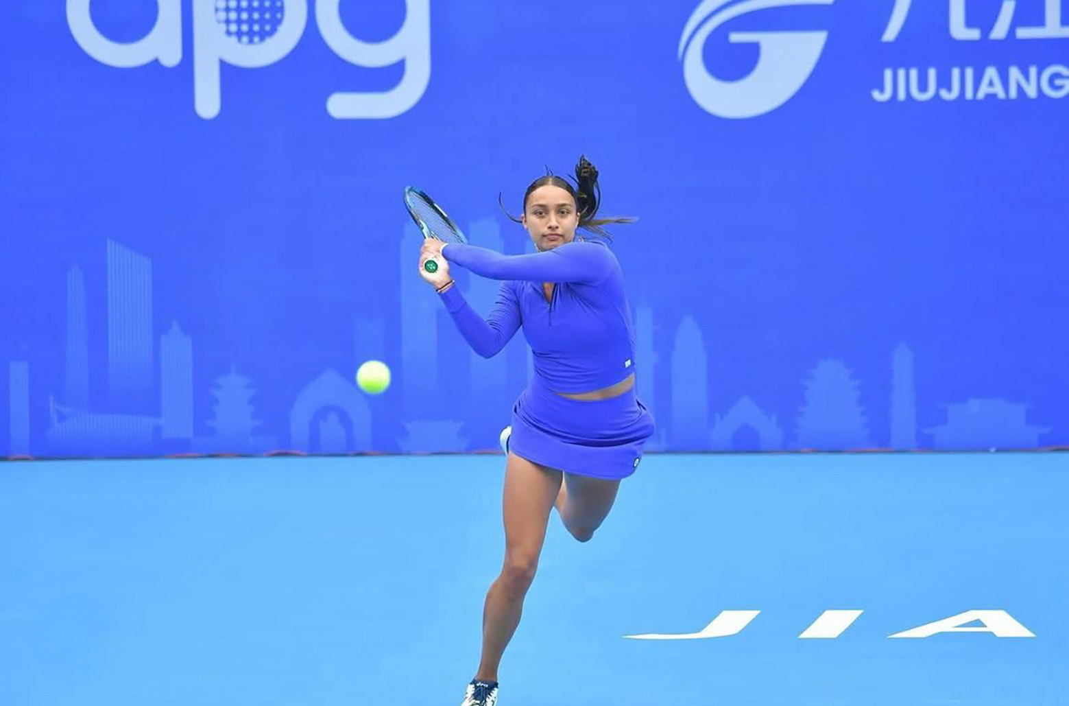 Touch Tuina therapy can bring great benefits for tennis players