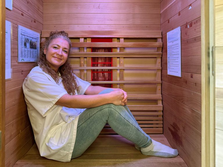 Mariana Arando talks about how infrared therapy saunas can have great benefits for your health
