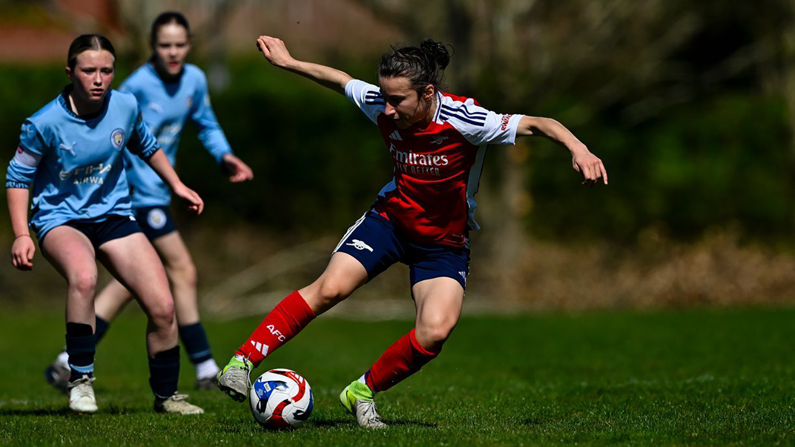 Arsenal footballer Nancy Wales has been visiting Touch Tuina for sports therapy