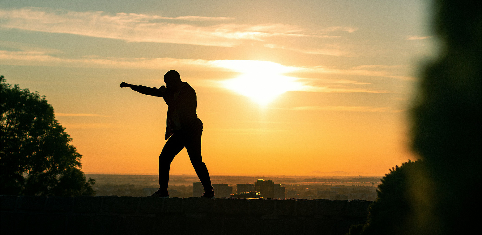 Qigong (pronounced ‘chee-gong’) is an ancient Chinese practice that originated thousands of years ago